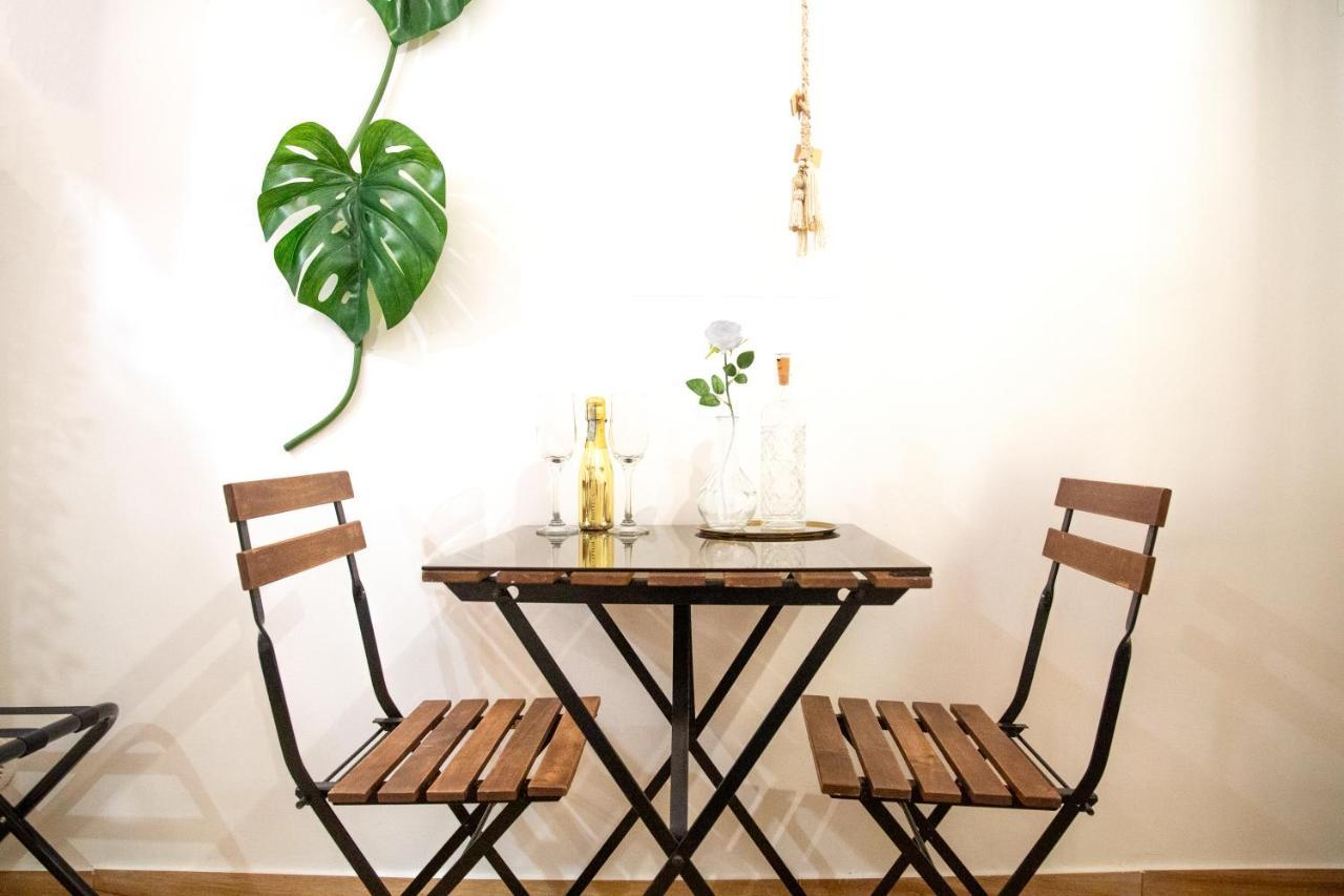 Jungle 13 - Room And Apartments Νάπολη Εξωτερικό φωτογραφία