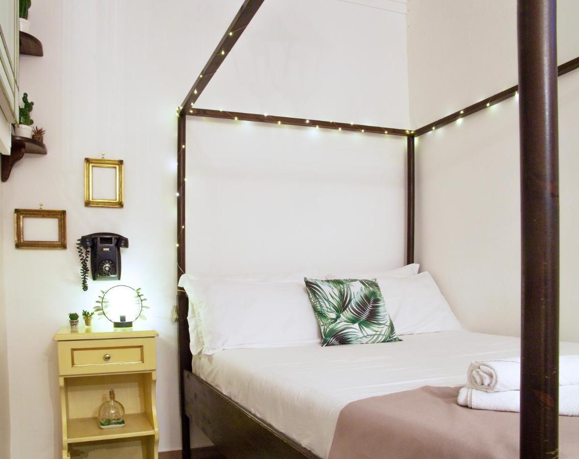 Jungle 13 - Room And Apartments Νάπολη Εξωτερικό φωτογραφία