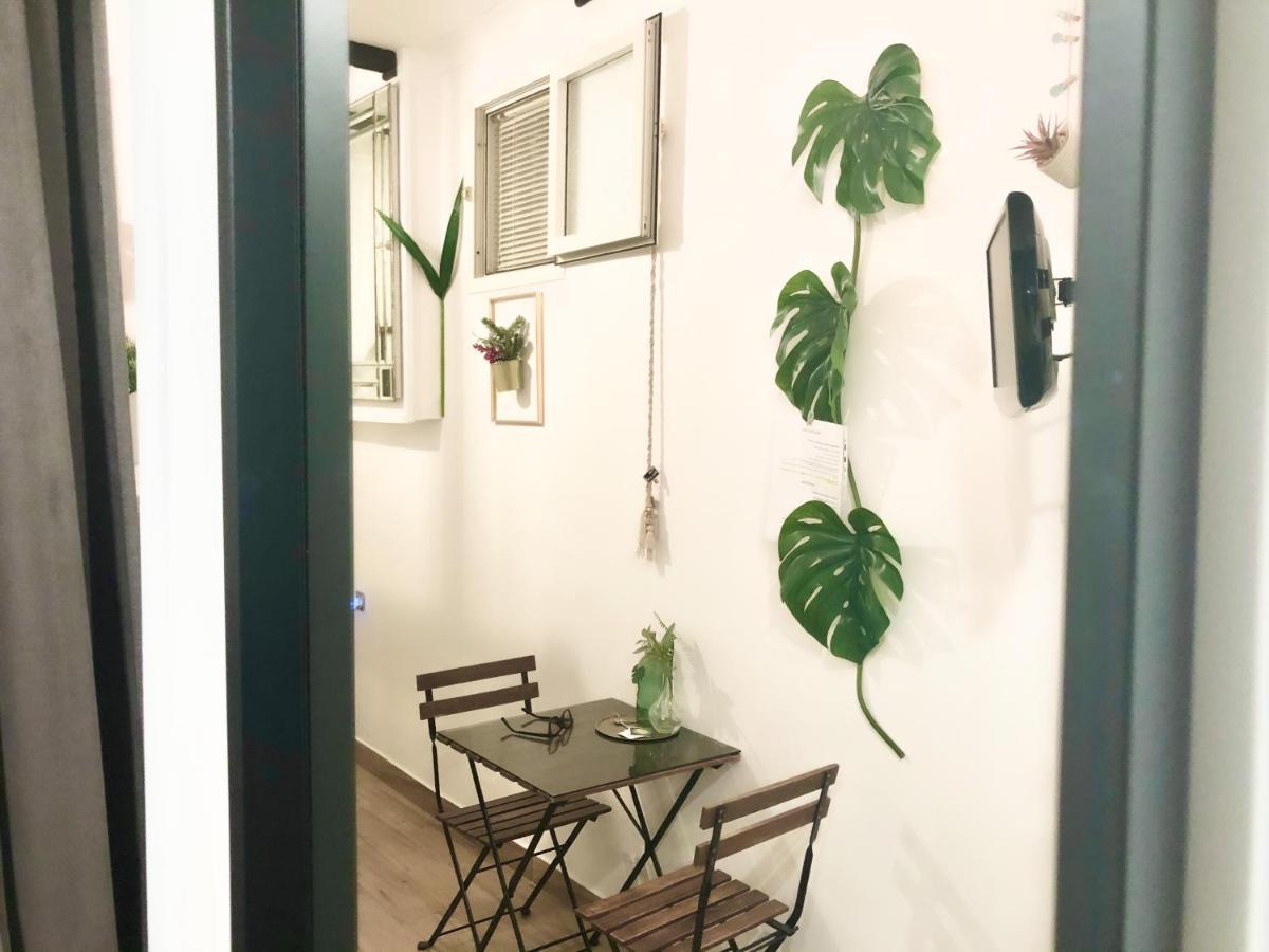 Jungle 13 - Room And Apartments Νάπολη Εξωτερικό φωτογραφία